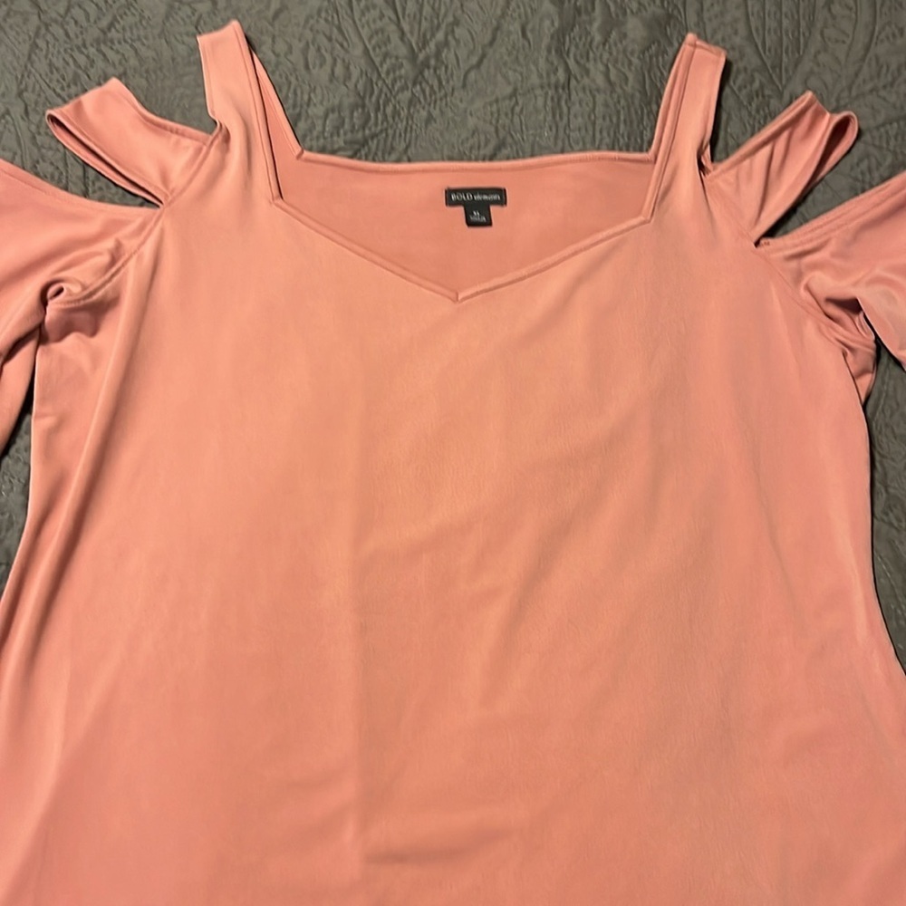 EUC Bold Elements Size XL Pink Top with Cold Shoulder Detail - Picture 4 of 5